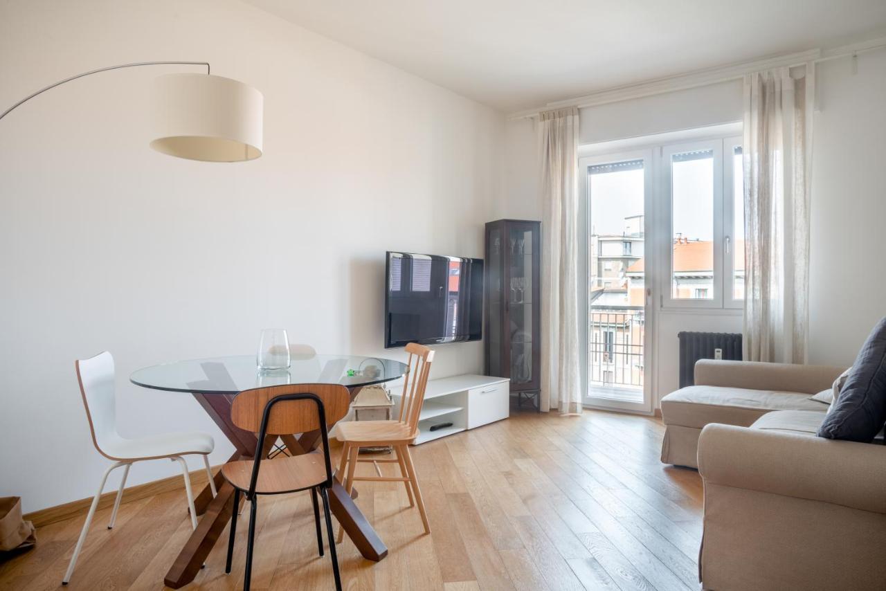 Elegante Bilocale In Zona Tortona Leilighet Milano Eksteriør bilde