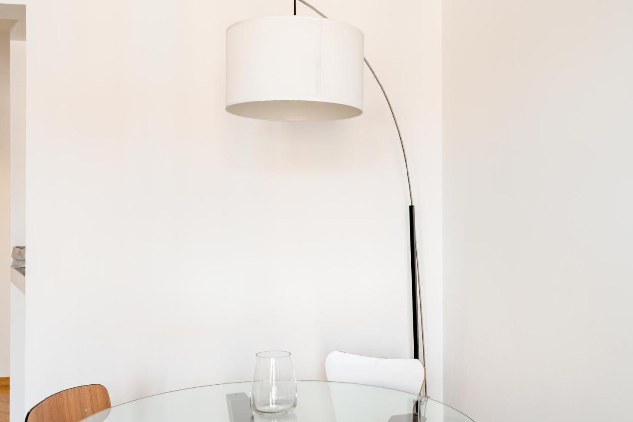 Elegante Bilocale In Zona Tortona Leilighet Milano Eksteriør bilde