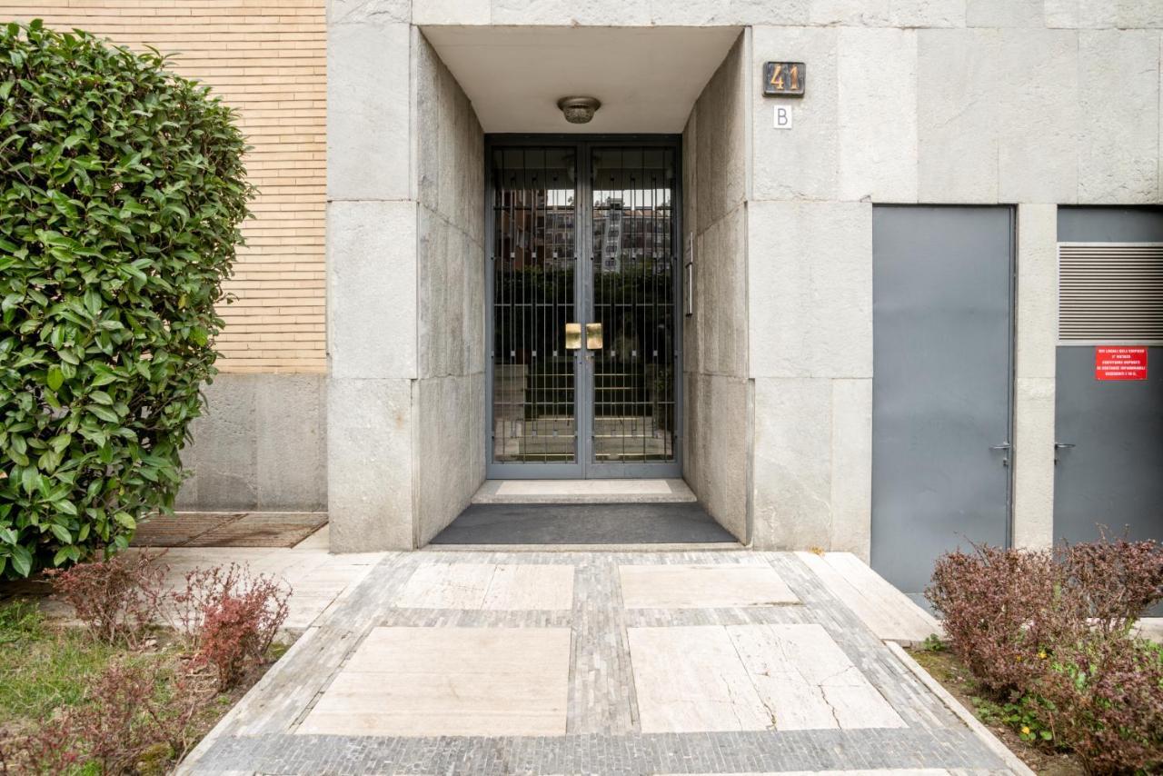 Elegante Bilocale In Zona Tortona Leilighet Milano Eksteriør bilde